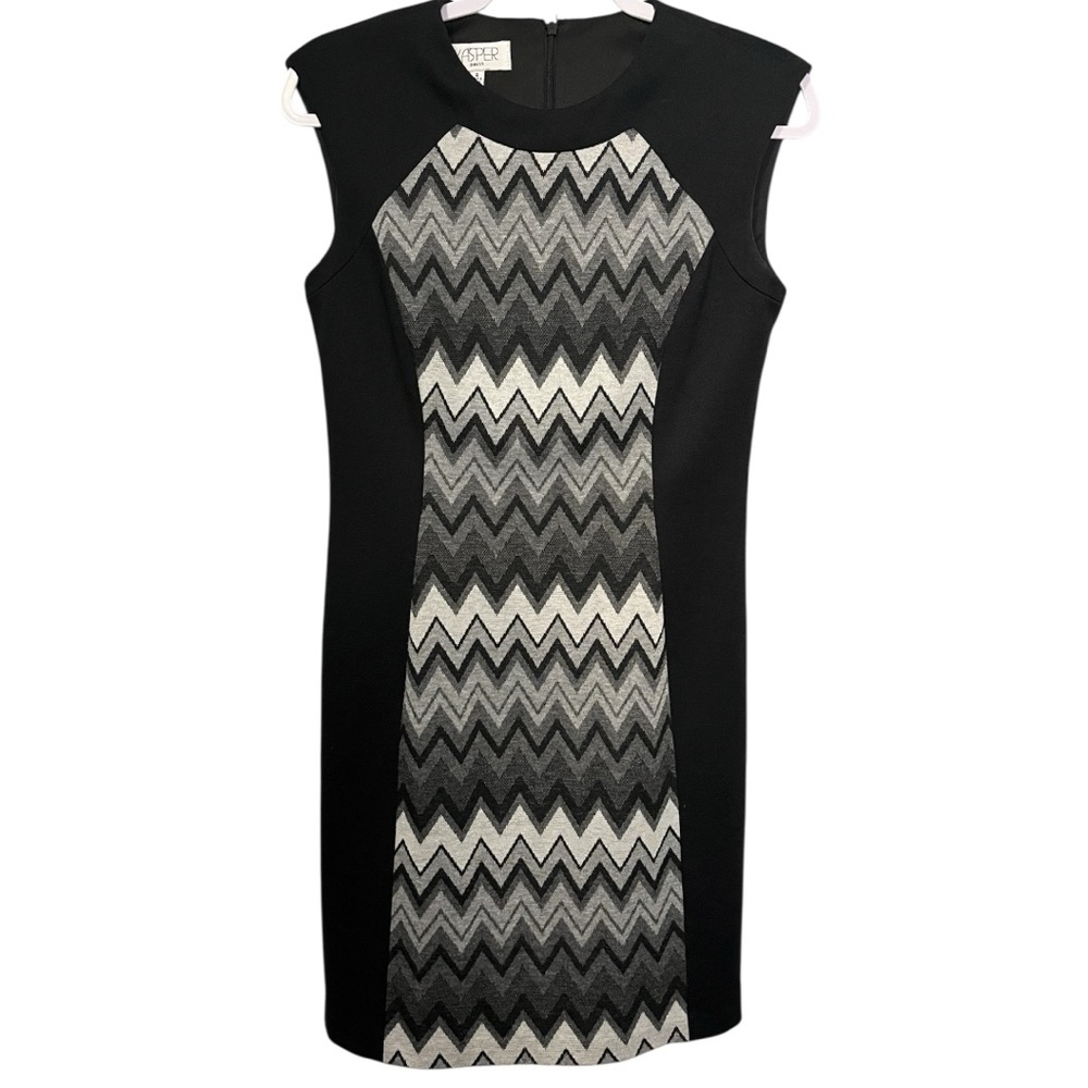 Kasper Sheath Dress Sleeveless Black Gray Chevron Knit Size 4